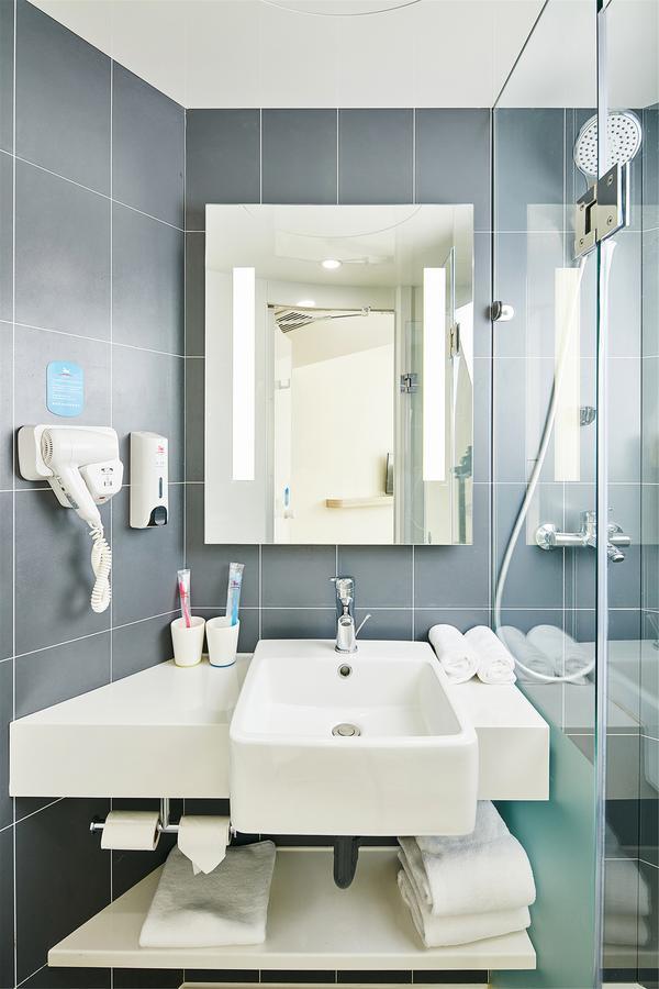 Hanting Hotel Nanjing Wutang Square Екстер'єр фото